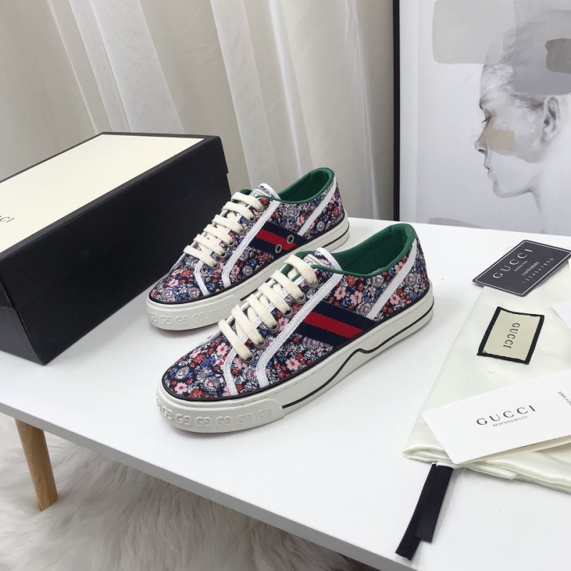 Gucci Casual Shoes